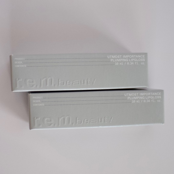 R.E.M Beauty Utmost Importance Clear Plumping Lip Gloss x2 NIB - Picture 7 of 10